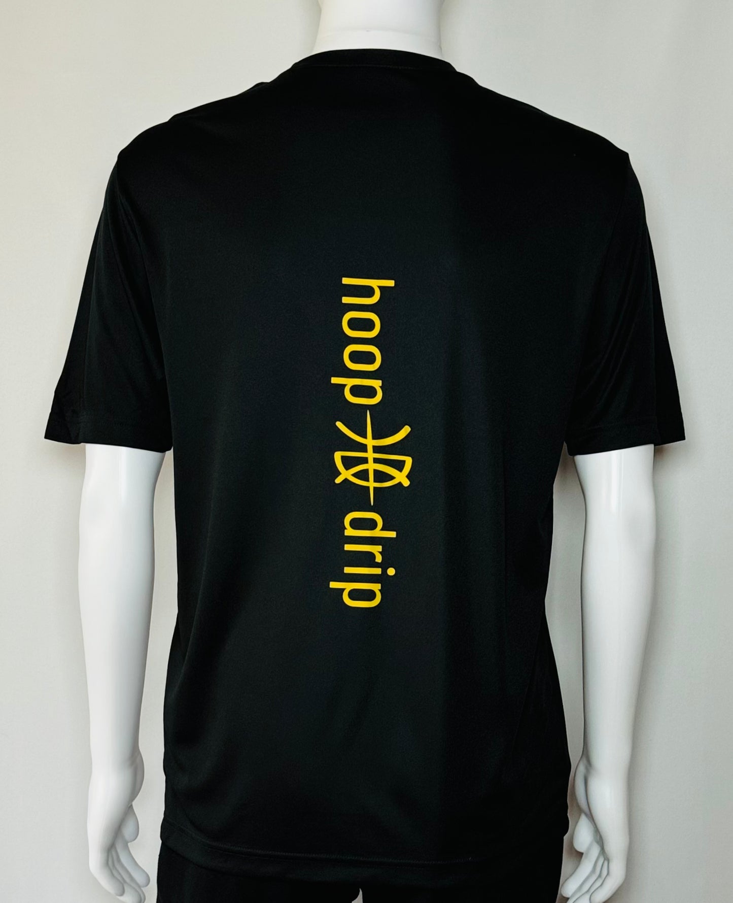 Men's Performance T-Shirt Black/Gold Center Logo